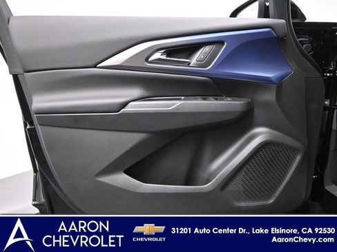 New 2026 Chevrolet Equinox EV LT w/ LPO, Blackout Package FWD image 21