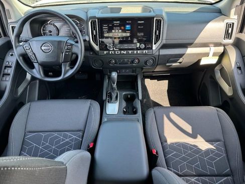 New 2025 Nissan Frontier SV RWD image 6