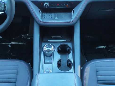 Used 2025 Ford Explorer ST-Line w/ Premium Package image 20