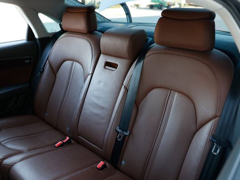 Used 2014 Audi A8 L TDI w/ Premium Package image 11