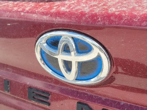 Used 2021 Toyota Sienna XLE FWD image 7