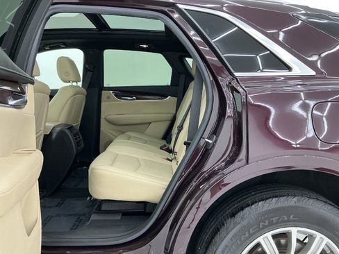 Used 2018 Cadillac XT5 Luxury w/ Driver Awareness Package FWD image 20