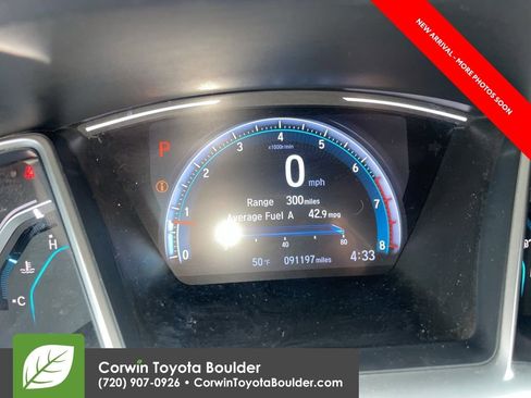 Used 2019 Honda Civic EX image 9