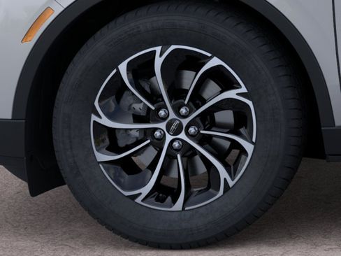 New 2026 Lincoln Nautilus Premier AWD/4WD image 19