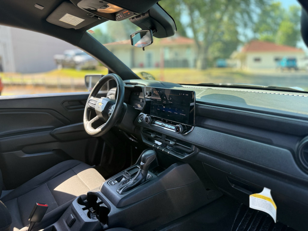 Used 2023 Chevrolet Colorado W/T RWD image 25