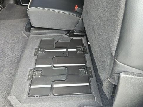 Used 2024 RAM 2500 Laramie image 13