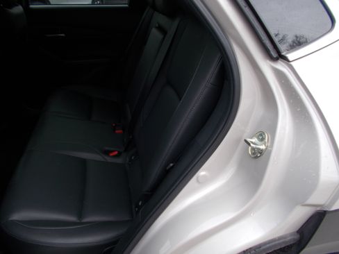 Used 2024 MAZDA CX-30 AWD 2.5 S w/ Select Sport Pkg image 9