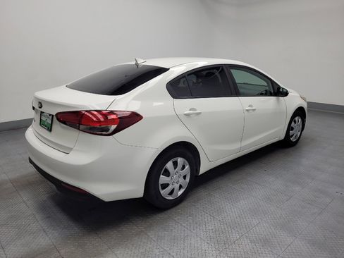 Used 2018 Kia Forte LX image 10