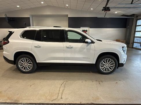 New 2026 GMC Acadia Denali w/ Super Cruise Package image 8