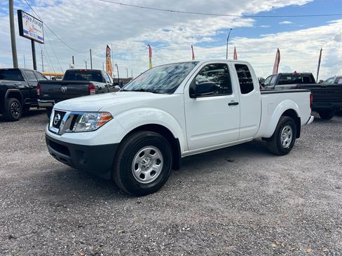Used 2020 Nissan Frontier S w/ S Utility Package image 7