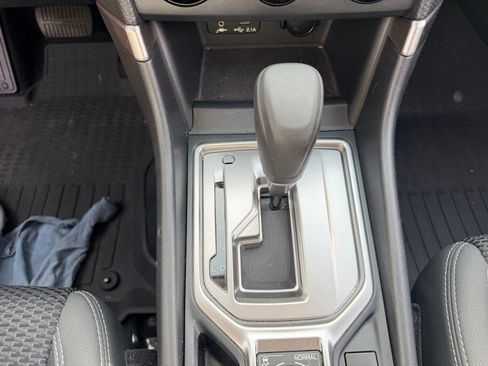 Used 2021 Subaru Forester Premium AWD/4WD image 25