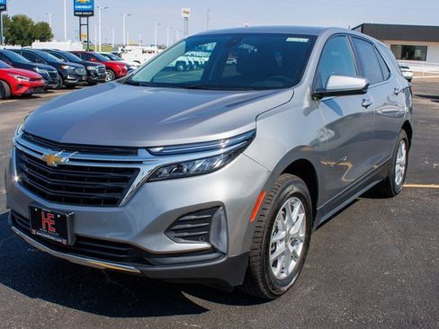 Used 2024 Chevrolet Equinox LT image 7