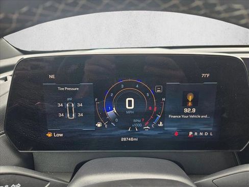 Used 2026 Chevrolet Traverse LT FWD image 13