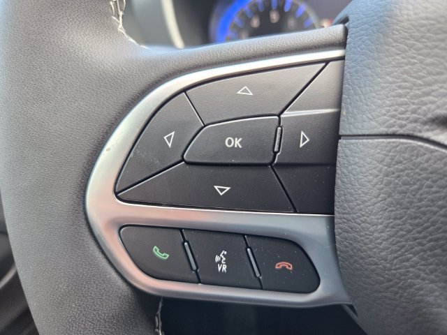 New 2027 Chrysler Pacifica Select FWD image 29