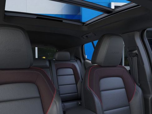 New 2026 Chevrolet Equinox EV RS image 24