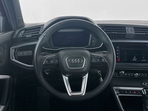 Used 2025 Audi Q3 2.0T Premium image 17