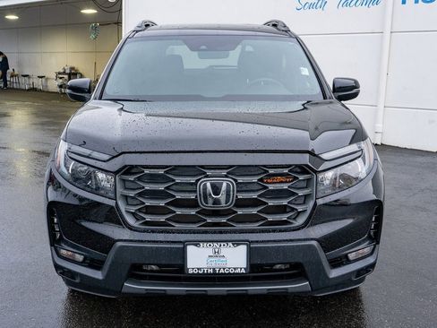 Used 2023 Honda Passport TrailSport image 4