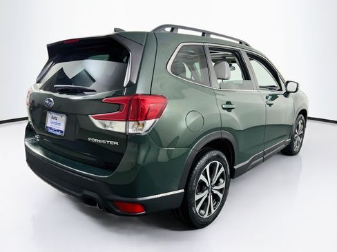 Used 2023 Subaru Forester Limited AWD/4WD image 5