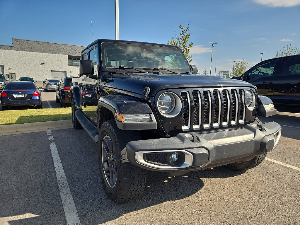 Used 2020 Jeep Gladiator Overland AWD/4WD image 4