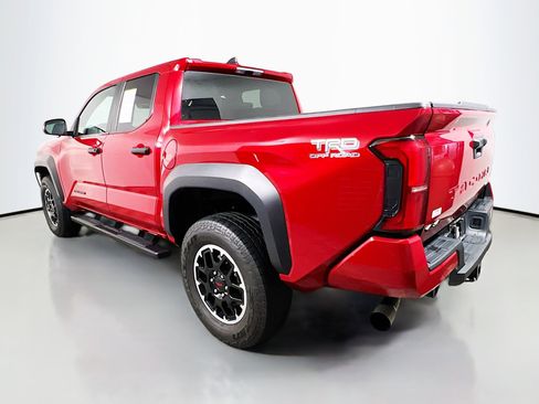Used 2025 Toyota Tacoma TRD Off-Road AWD/4WD image 6