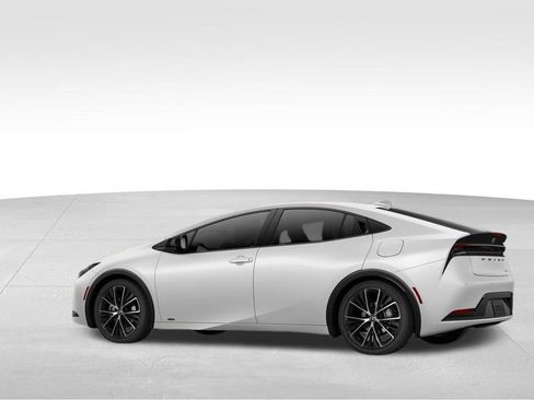 New 2026 Toyota Prius XLE image 5