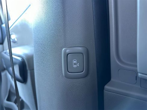 Used 2019 Kia Sedona EX image 38