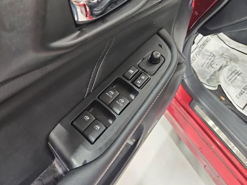 Used 2018 Subaru Legacy 2.5i Limited image 12