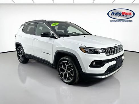Used 2025 Jeep Compass Limited w/ Sun & Sound Group image 1