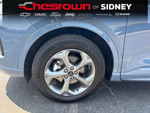 Used 2024 Ford Escape ST-Line w/ Tech Pack #1 AWD/4WD image 9