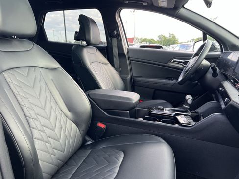 Used 2025 Kia Sportage X-Line w/ Premium Package AWD/4WD image 27