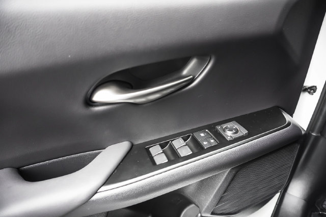 Used 2024 Lexus UX 250h FWD image 11
