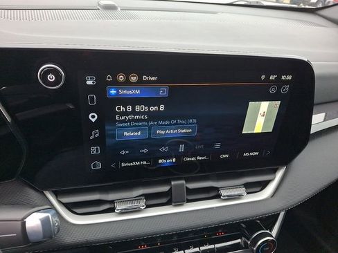 Used 2026 Chevrolet Equinox LT FWD image 16