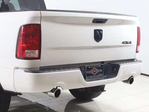 Used 2019 RAM 1500 Express w/ Express Value Package AWD/4WD image 20