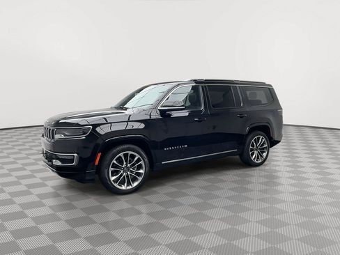 Used 2023 Jeep Wagoneer Series III w/ Premium Group I AWD/4WD image 40