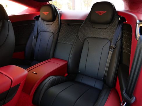 Used 2022 Bentley Continental GT Speed image 17