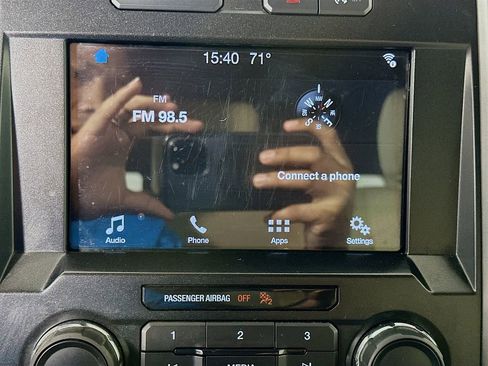 Used 2017 Ford F150 XLT w/ Equipment Group 302A Luxury AWD/4WD image 14
