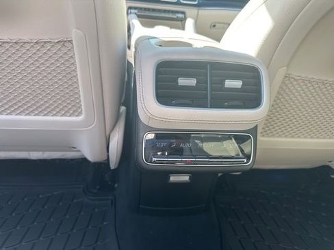 New 2026 Mercedes-Benz GLS 450 4MATIC image 27