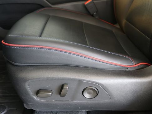 Used 2025 Chevrolet Silverado EV RST image 15