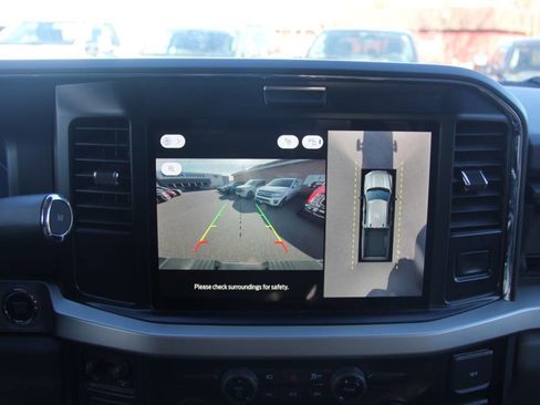 Used 2025 Ford F350 XLT w/ Black Appearance Package image 39