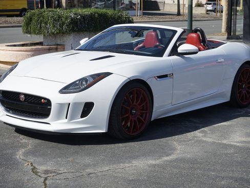Used 2017 Jaguar F-TYPE S image 2