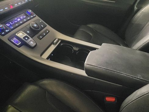Used 2022 Hyundai Palisade SEL w/ Premium Package FWD image 26