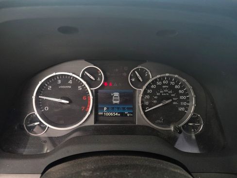 Used 2017 Toyota Tundra SR5 w/ SR5 Upgrade Package image 13