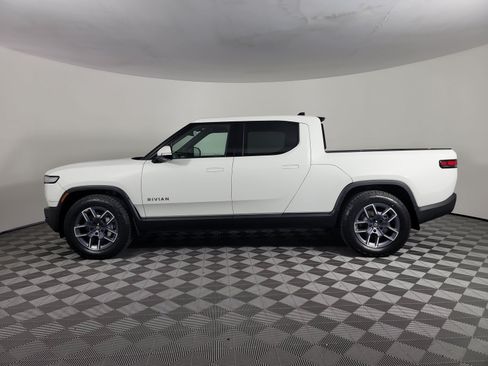 Used 2023 Rivian R1T Adventure AWD/4WD image 2