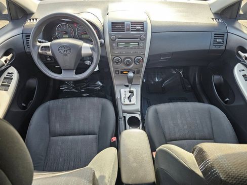 Used 2011 Toyota Corolla S image 3