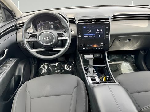 Used 2024 Hyundai Tucson SEL FWD image 5