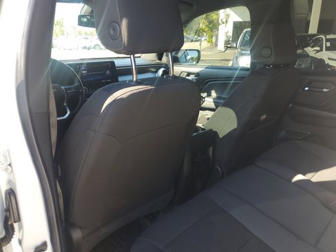 Used 2023 Chevrolet Colorado LT w/ LT Convenience Package II image 17