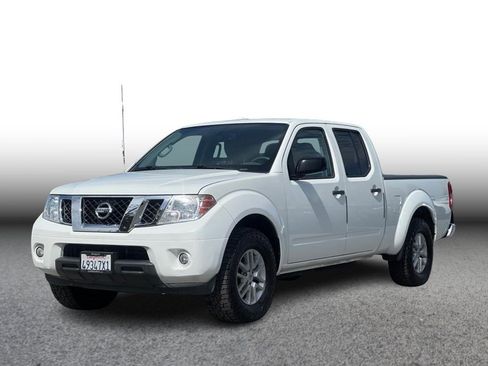 Used 2016 Nissan Frontier SV w/ SV Value Truck Package RWD image 1