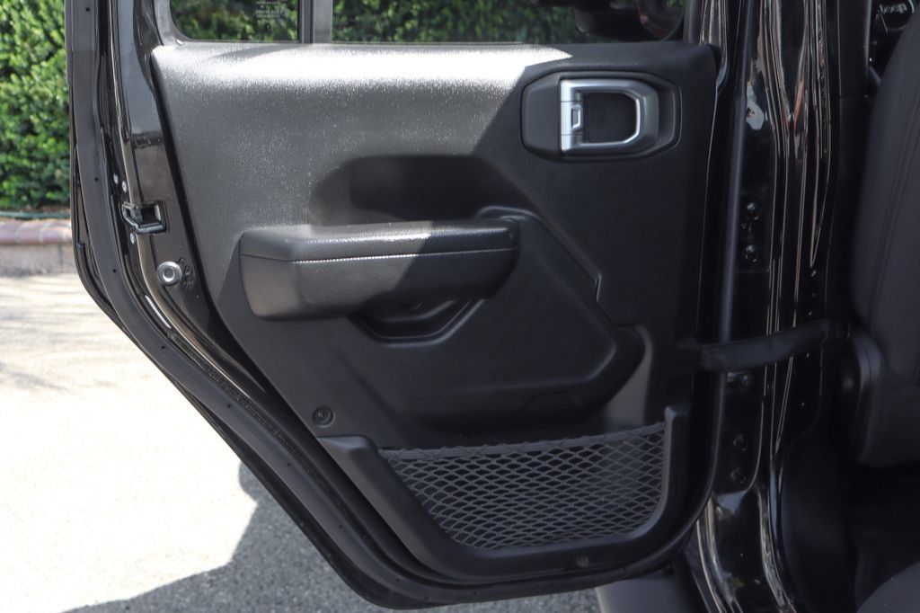 Used 2023 Jeep Wrangler Unlimited Sport AWD/4WD image 44