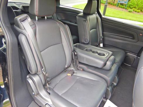 Used 2025 Honda Odyssey Sport-L image 16