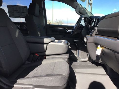 New 2026 Chevrolet Silverado 1500 LT image 7